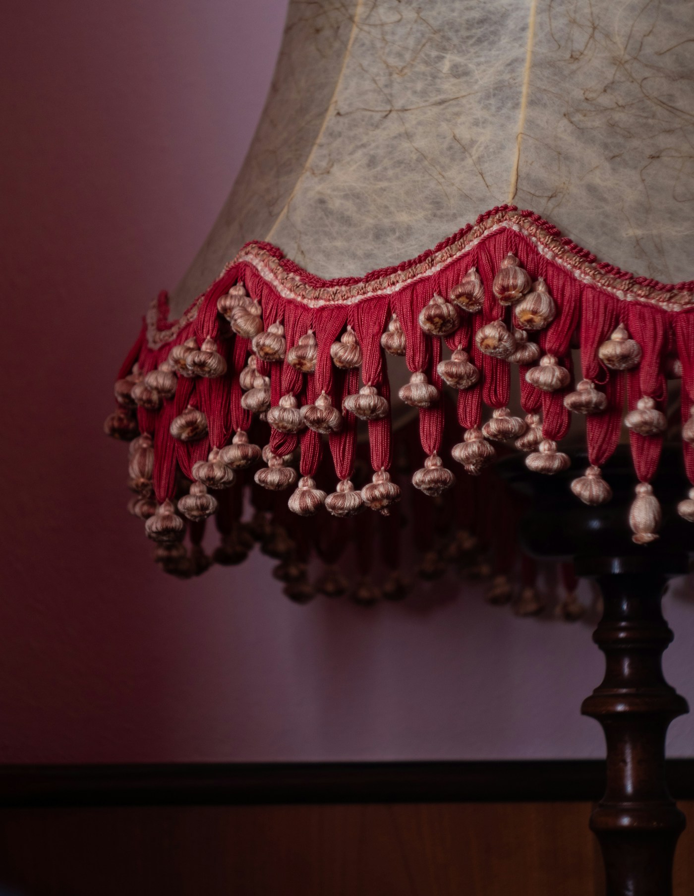 Fringed table lamp